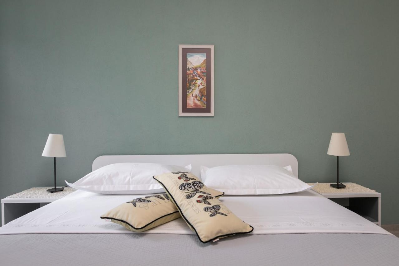 Apartmani Dijana Podgora Exterior foto
