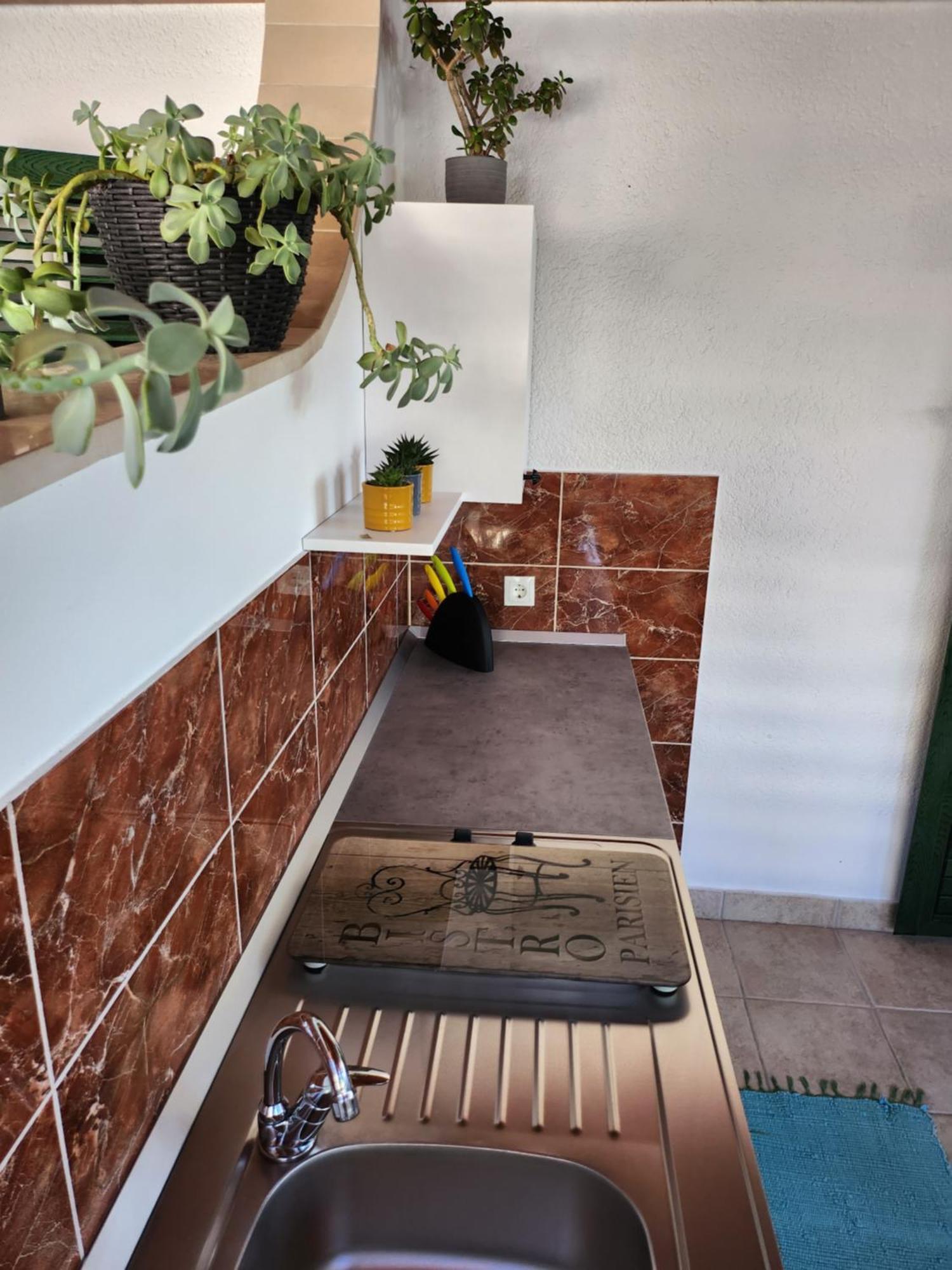 Apartmani Dijana Podgora Exterior foto