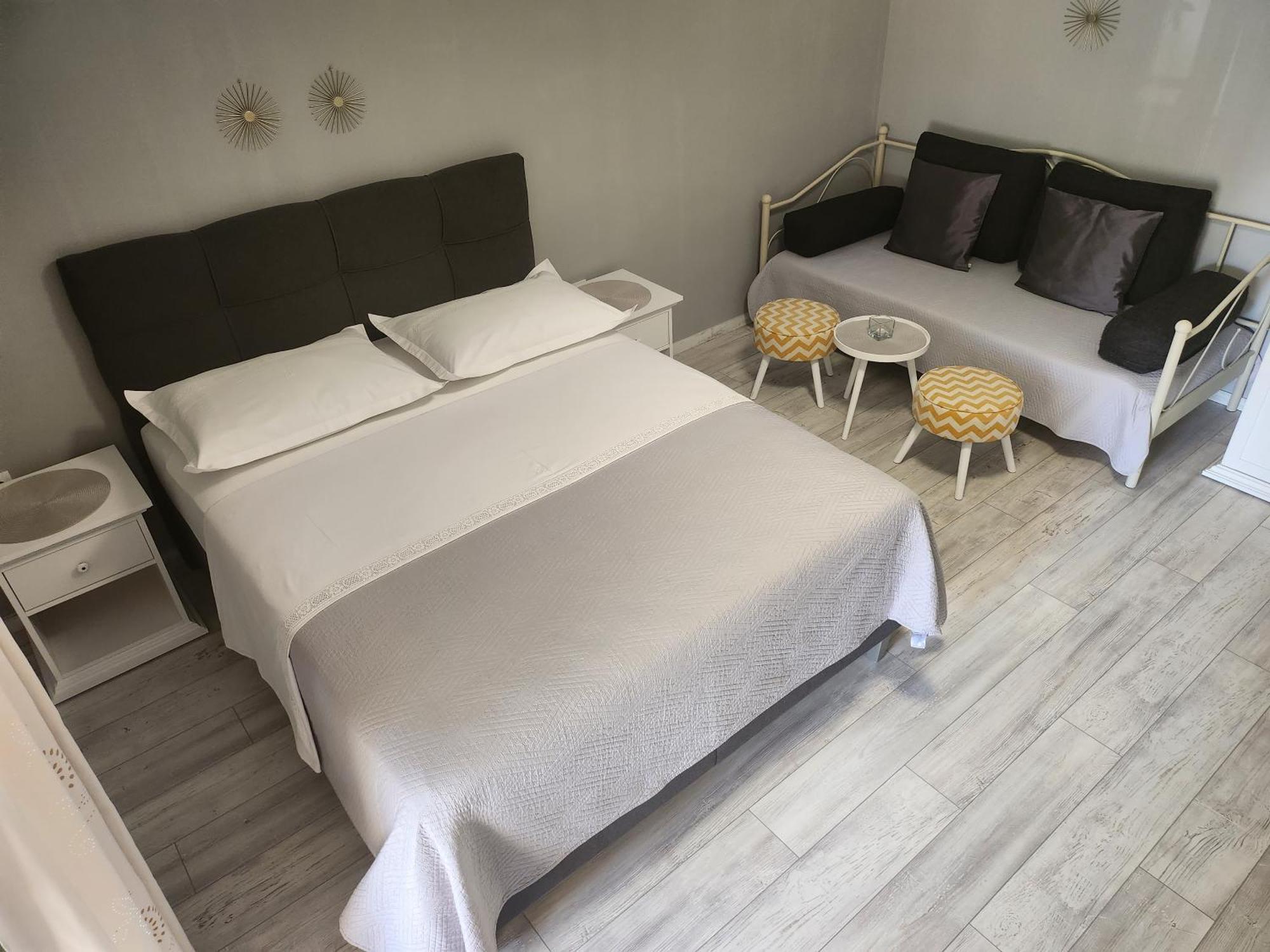 Apartmani Dijana Podgora Exterior foto